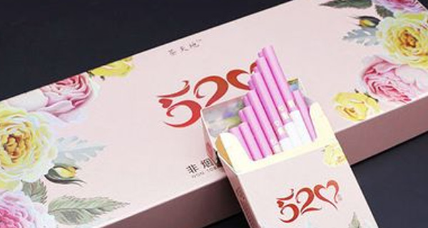 1,520是汉字"我爱你"的谐音,一般是在表白或是传达爱意时使用,在网络